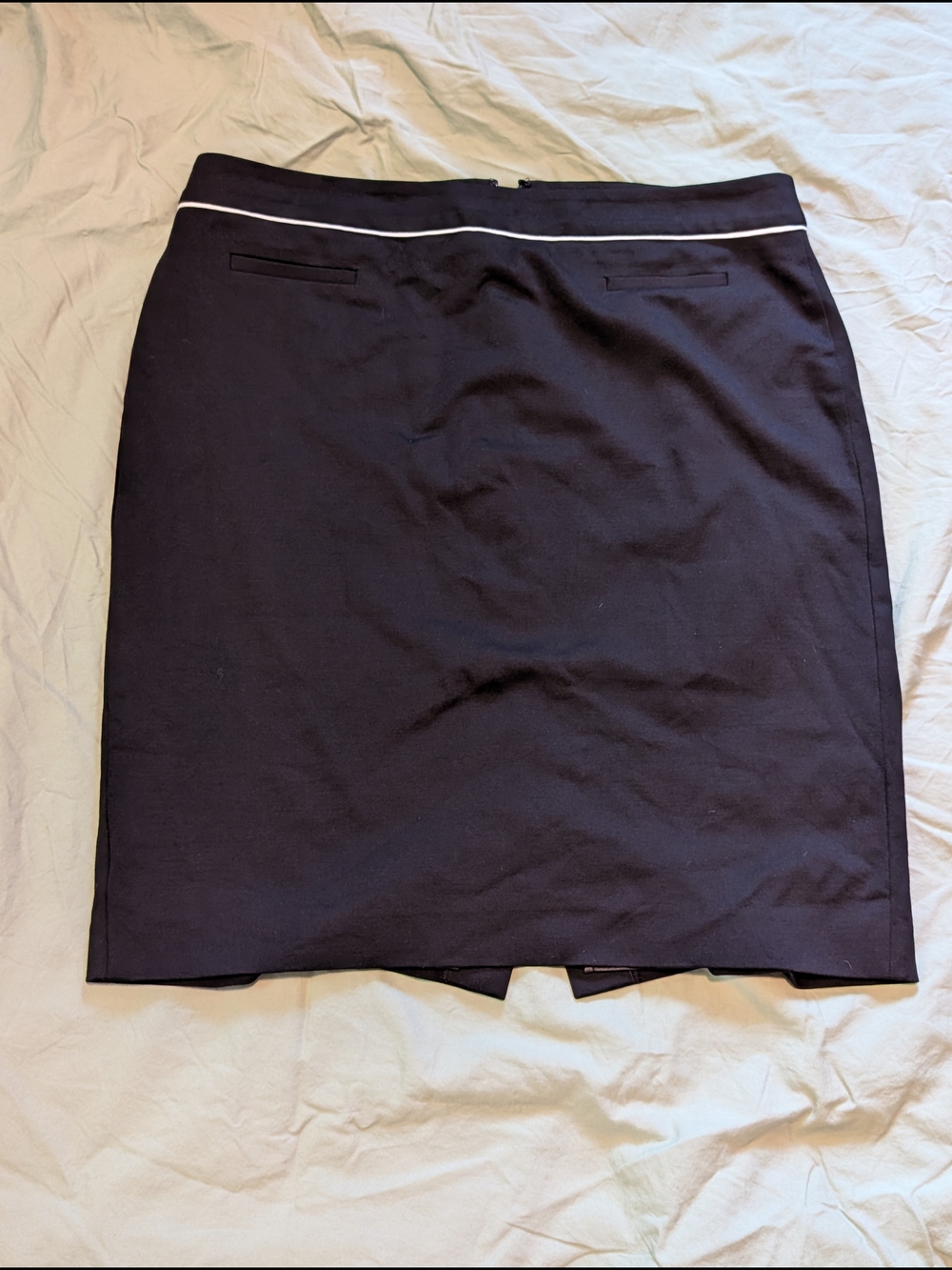 Laura Petites, Black Pencil Skirt with White Waist Trim - Women's, Size 12